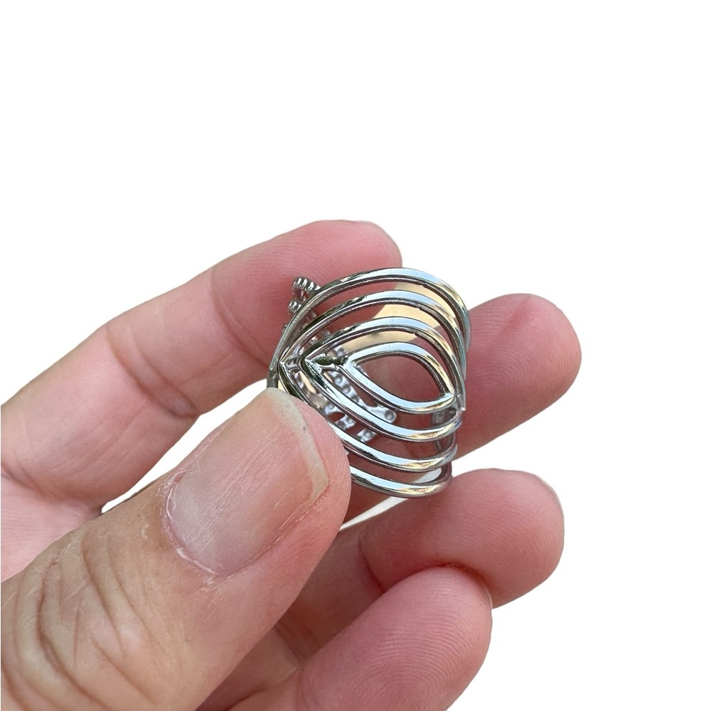 Silver Geometric Textured Design Adjustable Ring - Picture 3 of 8